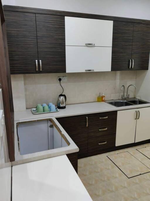 T House Nearby Kuantan East Coast Shopping Mall Extérieur photo